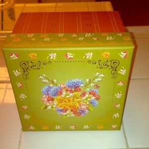 Floral Storage Box- Very Nice